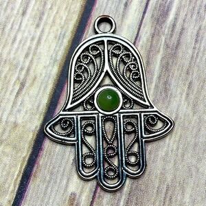 Silver Tone Hamsa Jade Jewel Necklace Pendant Hard Metal Green Hand